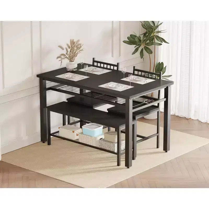 Une table à manger rectangulaire pour quatre, deux chaises et un banc