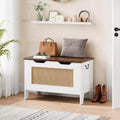 Banc de rangement en osier avec couvercle à charnières de sécurité ; peut servir de coffre à couvertures/coffre de rangement.